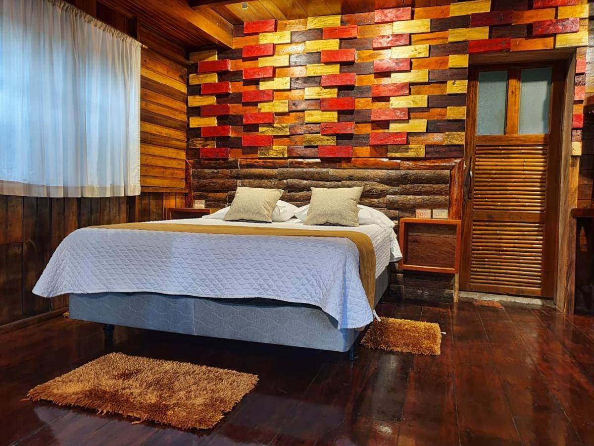 Flor De Canela Lodge