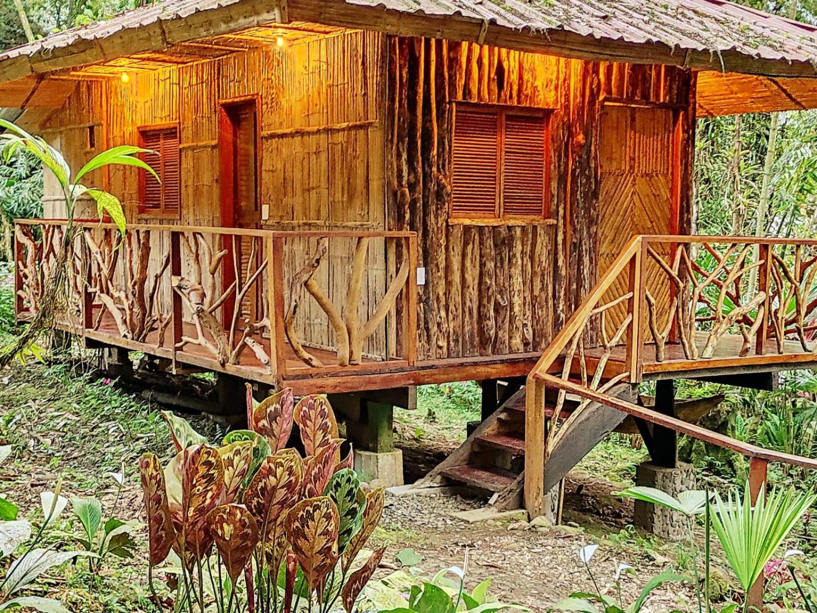 Flor De Canela Lodge
