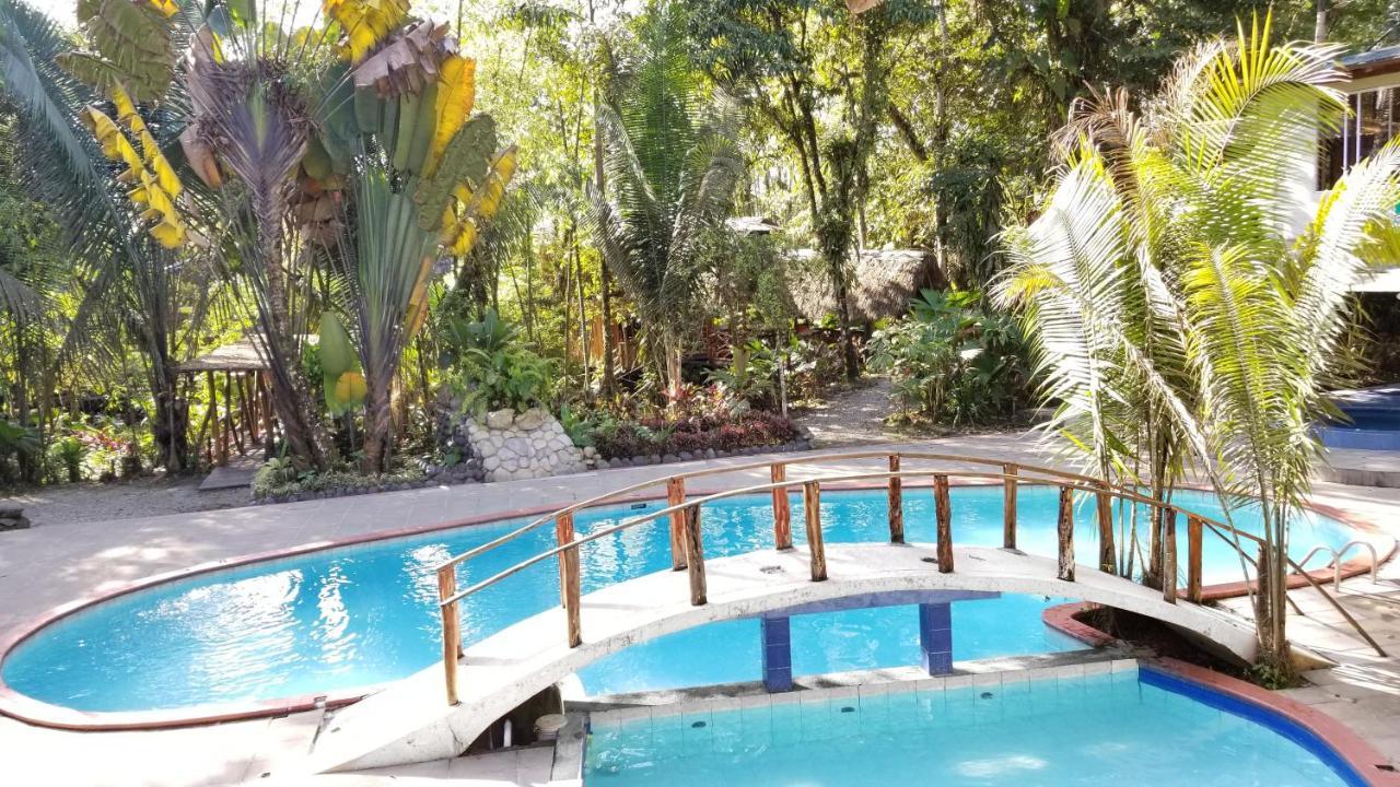 Flor De Canela Lodge